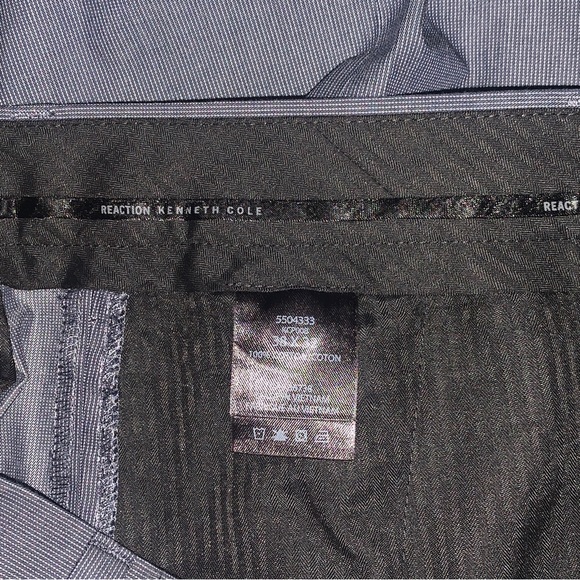 KENNETH COLE REACTION Mens Size 38x32 Gray Pinstriped Pants - Picture 2 of 4